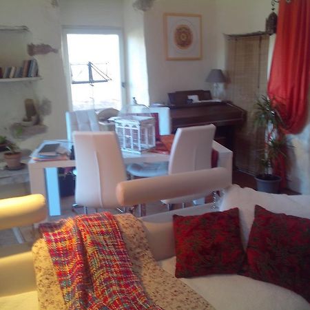Bed and Breakfast Le Clos De La Source Le Bousquet-d'Orb Екстер'єр фото